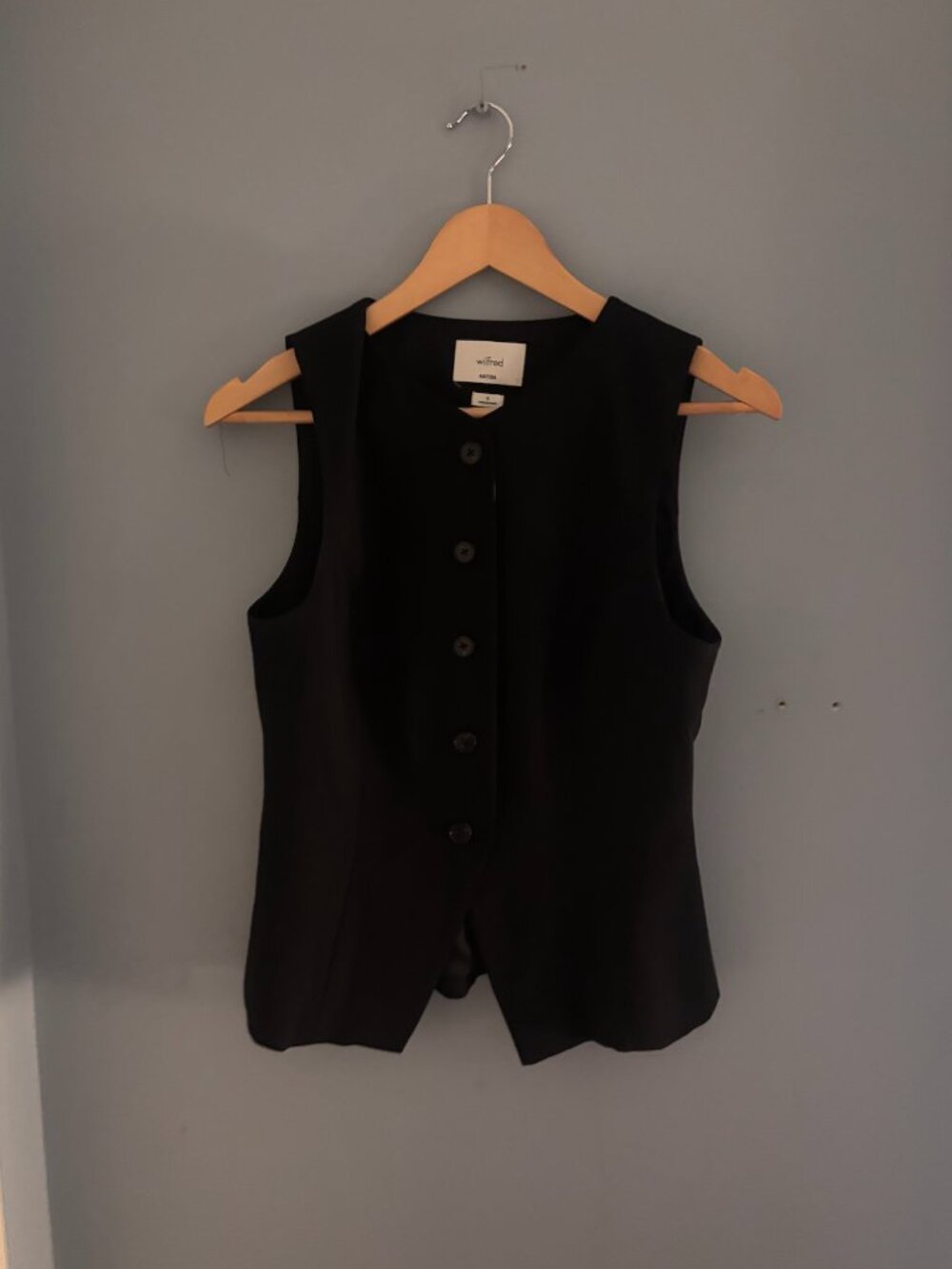 Aritzia Regal Vest - Black - Picture 2 of 2